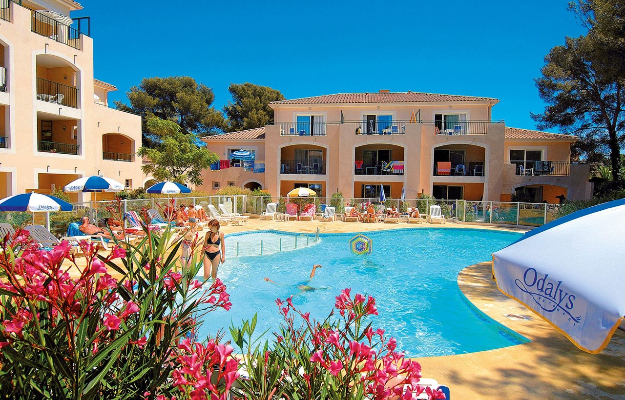 Résidence Aryana Provence-Alpes-Côte d'Azur - Six Fours les Plages visuel 1/11 Résidence Aryana Provence-Alpes-Côte d'Azur - Six Fours les Plages visuel 1/11